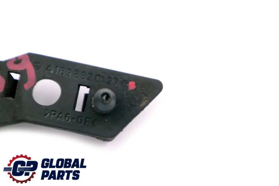 Support d'aile avant gauche raidisseur pour Mercedes A W169 à propos du numéro de pièce A1698820127 Mercedes A W169 Support d'aile avant gauche raidisseur - SKU A1698820127 - Numéro de pièce A1698820127