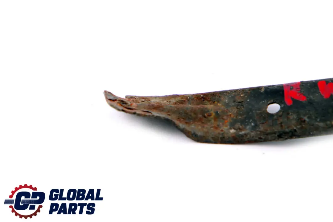 Staffa parafango anteriore destra irrigidimento per Mercedes W169 con numero di parte A1698820207 Mercedes W169 Staffa parafango anteriore destra irrigidimento - SKU A1698820207 - Numero di parte A1698820207