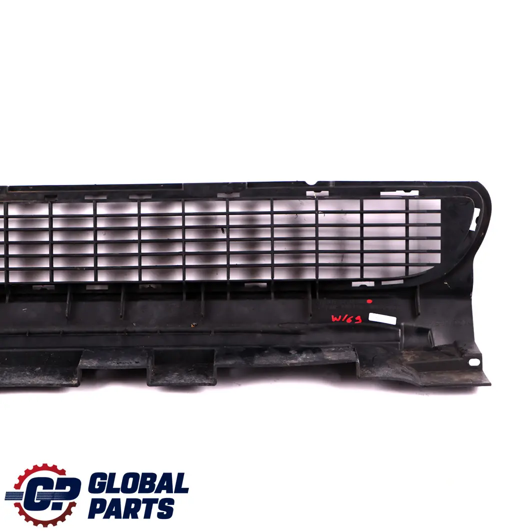 Griglia Centrale Paraurti Anteriore Rivestimento per Mercedes W169 con numero di parte A1698850023 Mercedes W169 Griglia Centrale Paraurti Anteriore Rivestimento - SKU A1698850023 - Numero di parte A1698850023