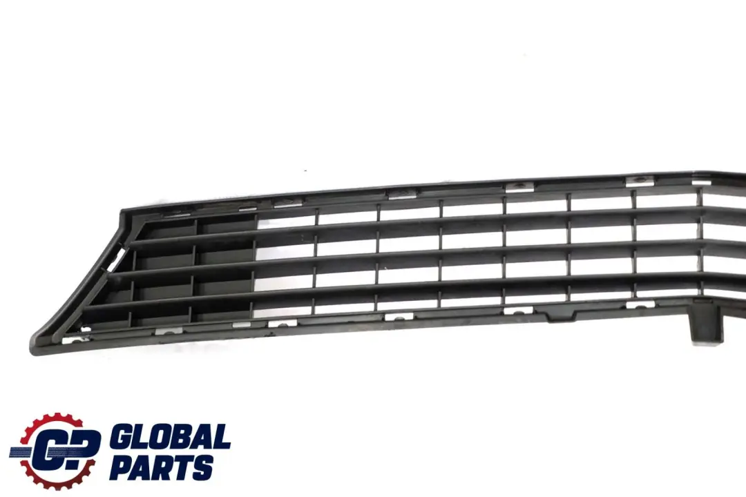 Mercedes Benz W245 Grille Inférieure De Pare Chocs Avant Centrale - SKU A1698850123 - Numéro de pièce A1698850123