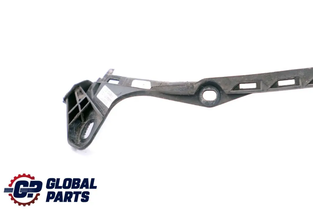 Parachoques Trasero Derecho O/S Soporte para Mercedes W245 con número de pieza A1698850463 Mercedes W245 Parachoques Trasero Derecho O/S Soporte - SKU A1698850463 - Número de pieza A1698850463