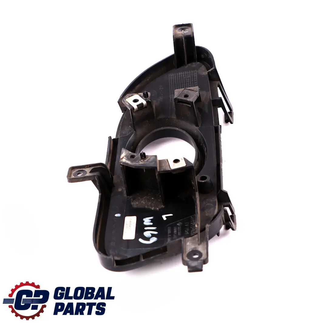 Frontstoßstange Nebelscheinwerfer Abdeckung Links für Mercedes W169 mit Teilenummer A1698850522 Mercedes W169 Frontstoßstange Nebelscheinwerfer Abdeckung Links - SKU A1698850522 - Teilenummer A1698850522