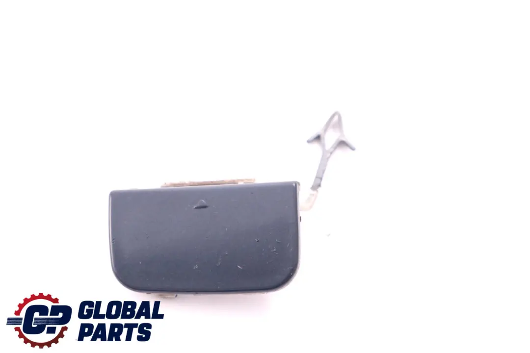 Cache oeil de remorquage avant Bleu Atoll 375U pour Mercedes W169 à propos du numéro de pièce A1698850581 Mercedes W169 Cache oeil de remorquage avant Bleu Atoll 375U - SKU A1698850581-AB - Numéro de pièce A1698850581