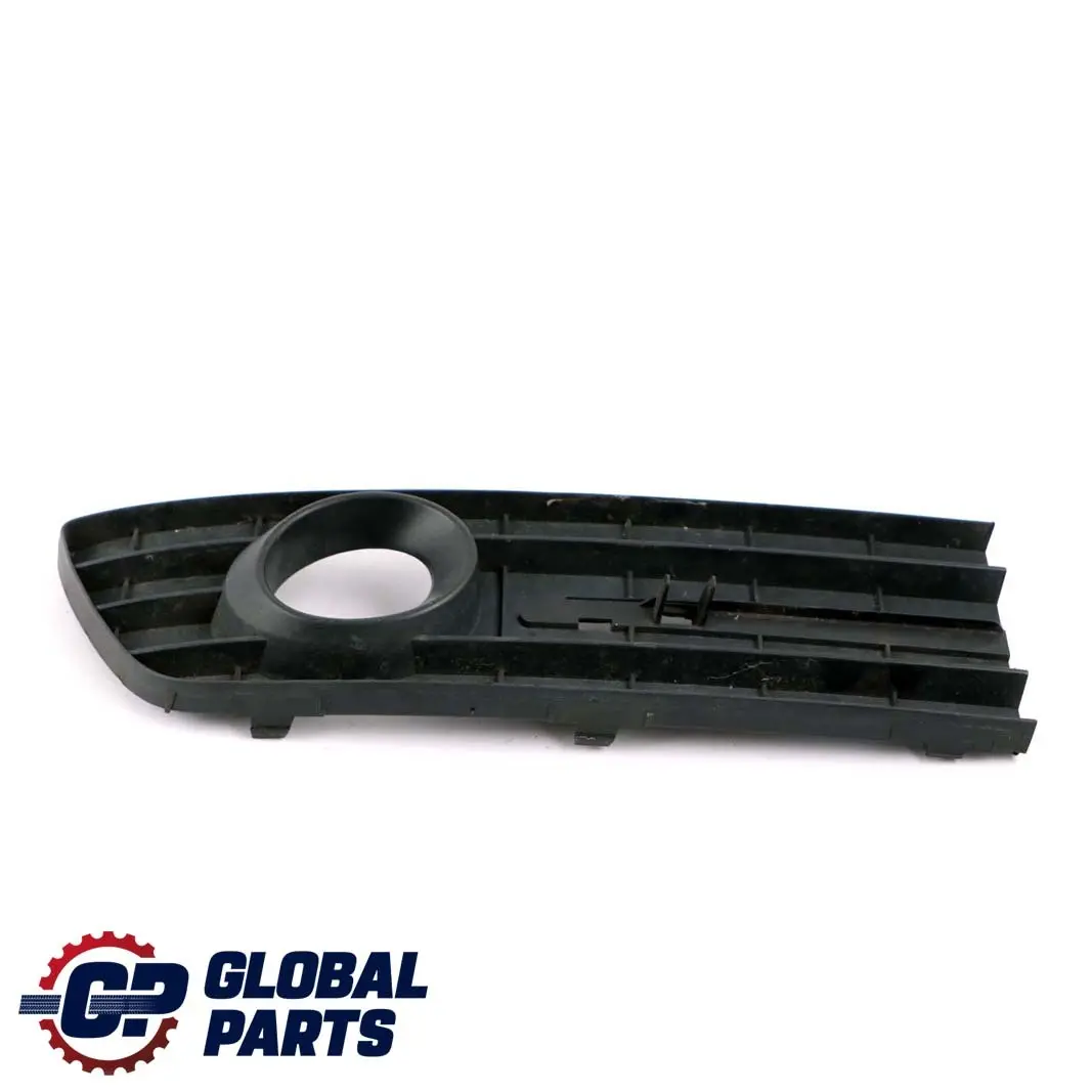 Frontstoßstange Nebelscheinwerfer Lampe Abdeckung Rechts für Mercedes W169 mit Teilenummer A1698871025 Mercedes W169 Frontstoßstange Nebelscheinwerfer Lampe Abdeckung Rechts - SKU A1698871025 - Teilenummer A1698871025