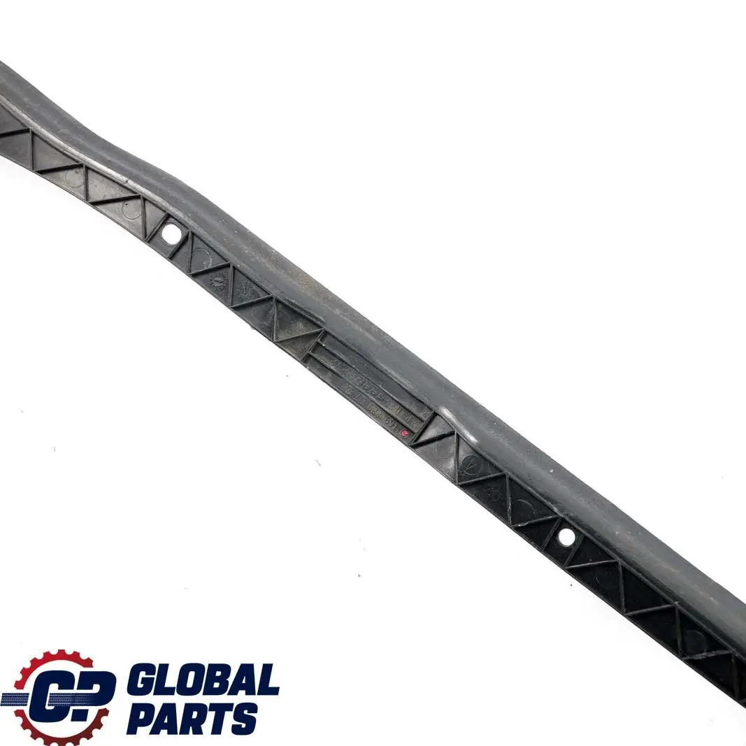  Mercedes-Benz W245 Supporto staffa pannello parafango anteriore sinistro - SKU A1698890725 - Numero di parte A1698890725