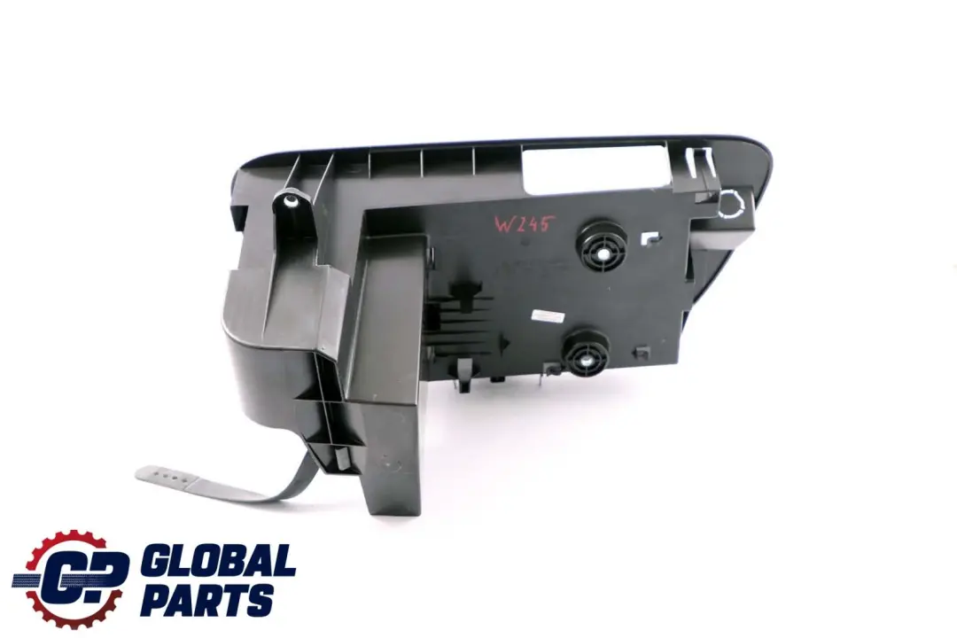 Mercedes-Benz W245 Support Boitier Multifonctions Triangle de Signalisation pour à propos du numéro de pièce A1698900361 Mercedes-Benz W245 Support Boitier Multifonctions Triangle de Signalisation - SKU A1698900361 - Numéro de pièce A1698900361