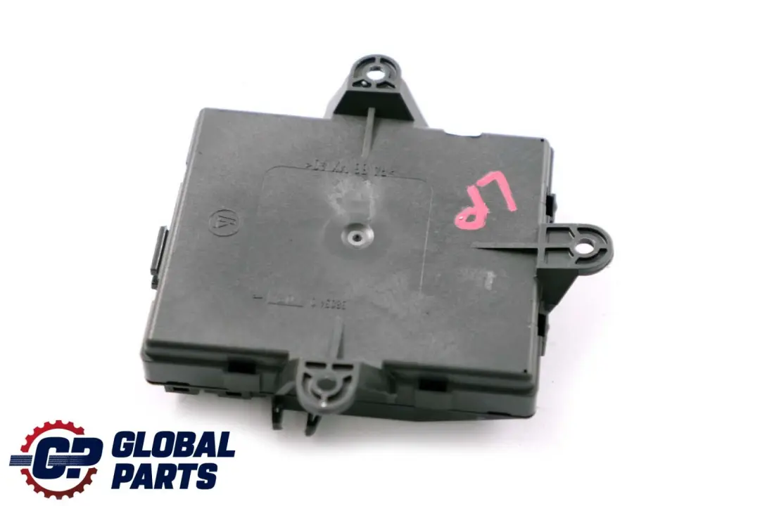 Module de contrôle des portes avant gauche pour Mercedes W169 W245 à propos du numéro de pièce A1699000500 Mercedes W169 W245 Module de contrôle des portes avant gauche - SKU A1699000500 - Numéro de pièce A1699000500