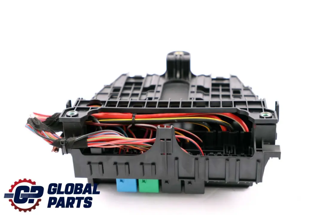 Sam Control Module Fuse Box Unit to Mercedes W169 W245 with Part number A1699010100 Mercedes W169 W245 Sam Control Module Fuse Box Unit - SKU A1699010100 - Part number A1699010100