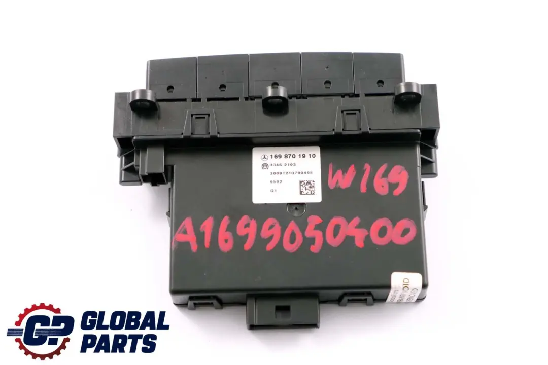 Mercedes W169 W245 PDC Commutateur de contrôle de stationnement Mode remorquage - SKU A1699050400 - Numéro de pièce A1698208410