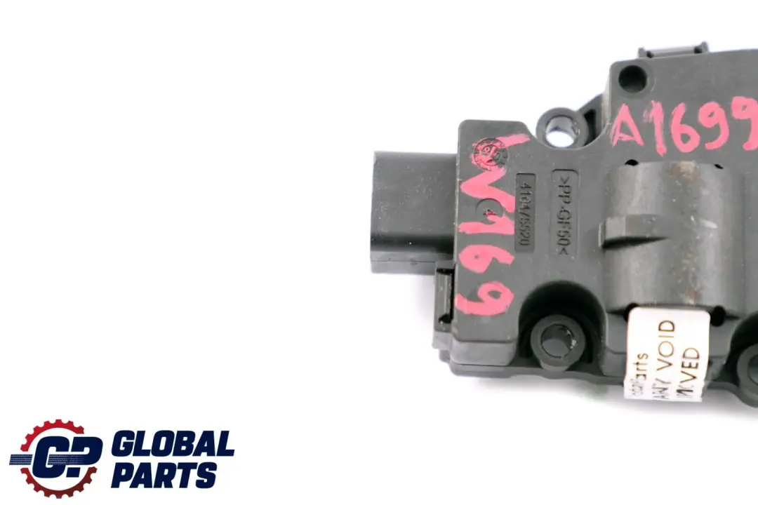 Mercedes-Benz Classe C W169 W205 Servomoteur Chauffage - SKU A1699060100 - Numéro de pièce A1699060100
