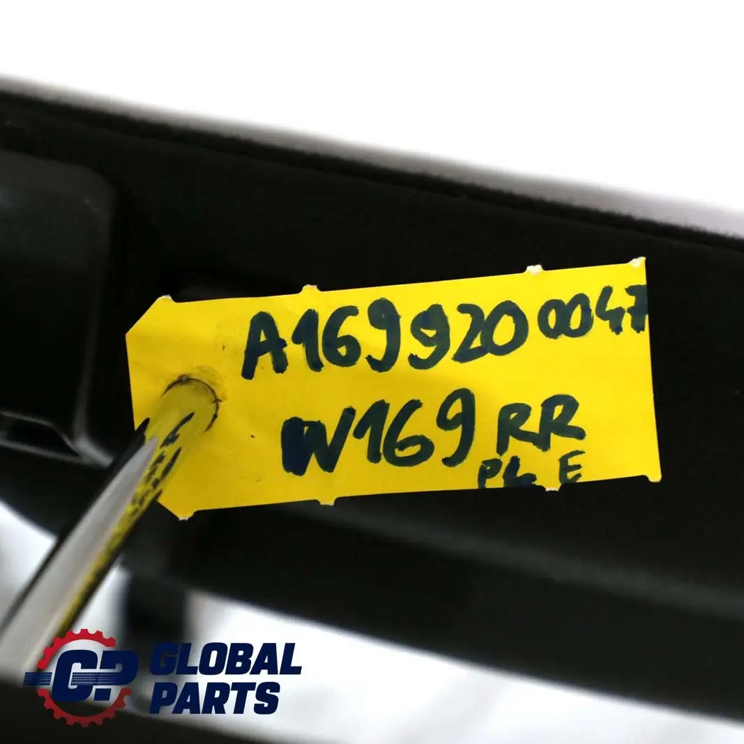 Mercedes Benz A Class W169 Siège Arrière Droit Dossier Tissu Noir Anthracite - SKU A1699200047 - Numéro de pièce A1699200047