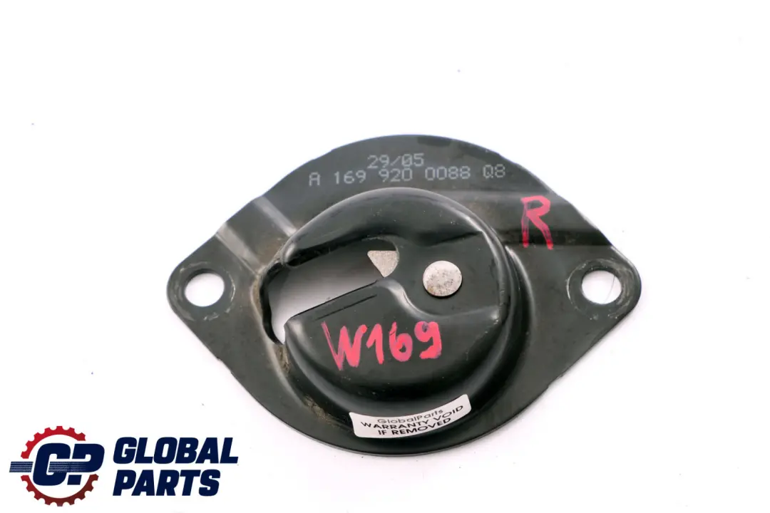Tapa del pestillo del asiento trasero derecho para Mercedes W169 W245 con número de pieza A1699200088 Mercedes W169 W245 Tapa del pestillo del asiento trasero derecho - SKU A1699200088 - Número de pieza A1699200088