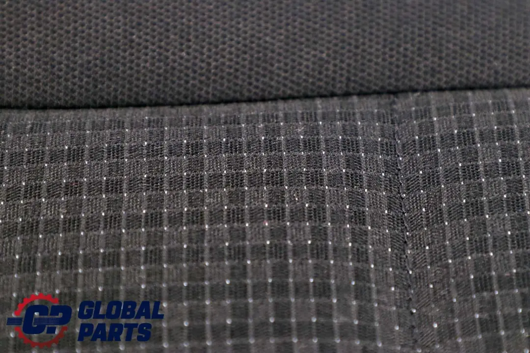 Mercedes-Benz Classe B W245 Siege Arriere Reference A Gauche Tissu Noir pour à propos du numéro de pièce A1699200546 Mercedes-Benz Classe B W245 Siege Arriere Reference A Gauche Tissu Noir - SKU A1699200546 - Numéro de pièce A1699200546