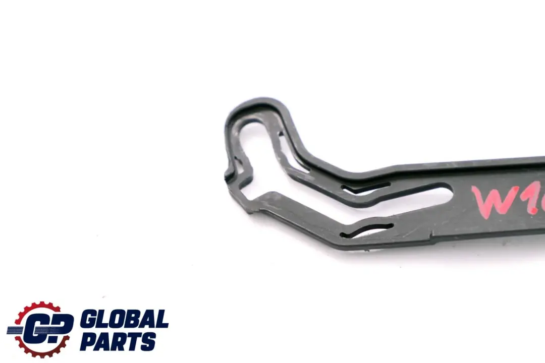 Mercedes W169 W245 Soporte Montaje Hebilla Cinturon de Seguridad - SKU A1699230015 - Número de pieza A1699230015