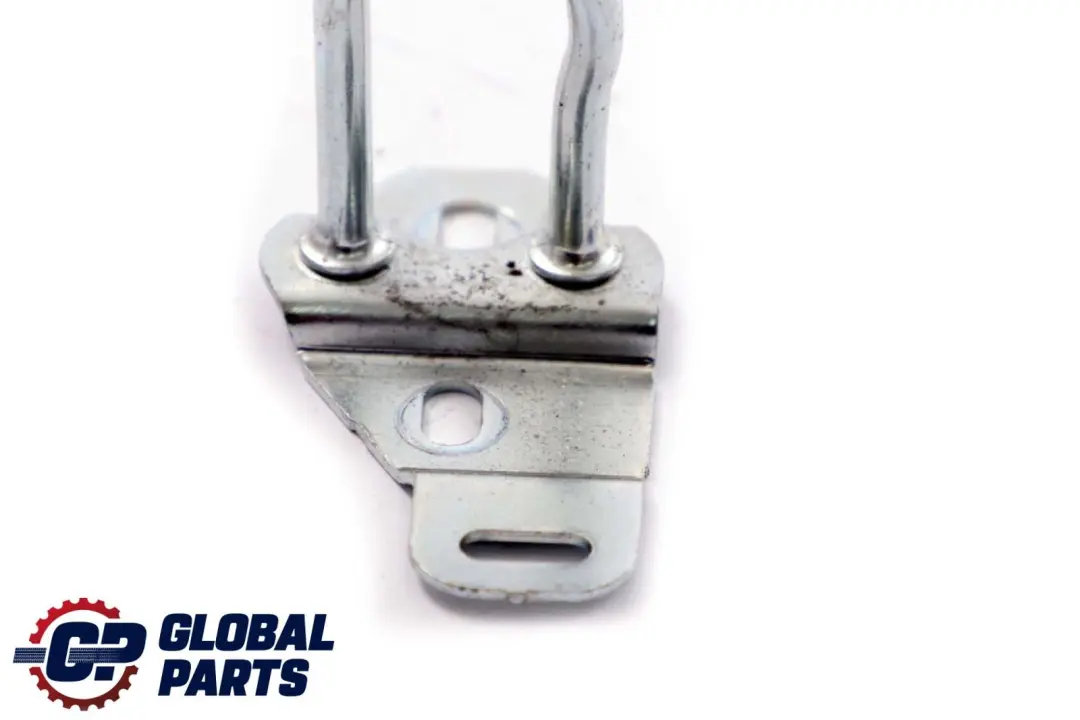 Uchwyt lewej kolumny C do Mercedes W169 W245 o numerze A1699230332 Mercedes W169 W245 Uchwyt lewej kolumny C - SKU A1699230332 - Numer Części A1699230332