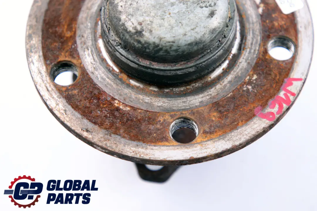 Mercedes-Benz W169 W245 Flangia di Guida Posteriore Destra SX per con numero di parte A1699810027 Mercedes-Benz W169 W245 Flangia di Guida Posteriore Destra SX - SKU A1699810027 - Numero di parte A1699810027