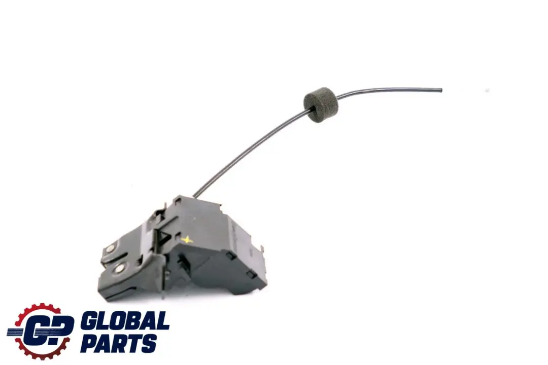  Serrure Coffre Mercedes C E CLK Class W203 W211 C209 Couvercle Hayon - SKU A1717500085 - Numéro de pièce A1717500085