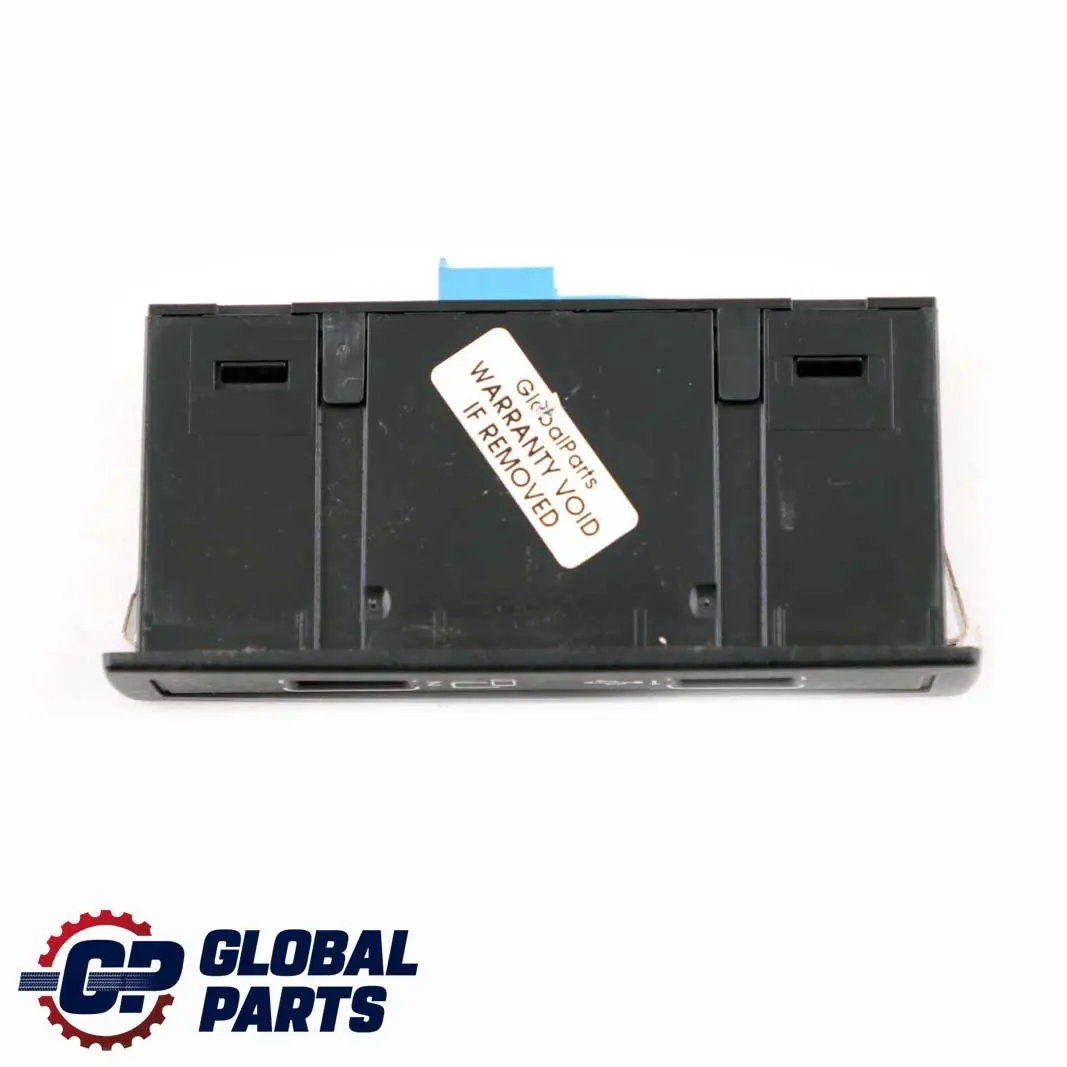 W207 USB Buchse Adapter für Mercedes W176 mit Teilenummer A1728201600 Mercedes W176 W207 USB Buchse Adapter - SKU A1728201600 - Teilenummer A1728201600