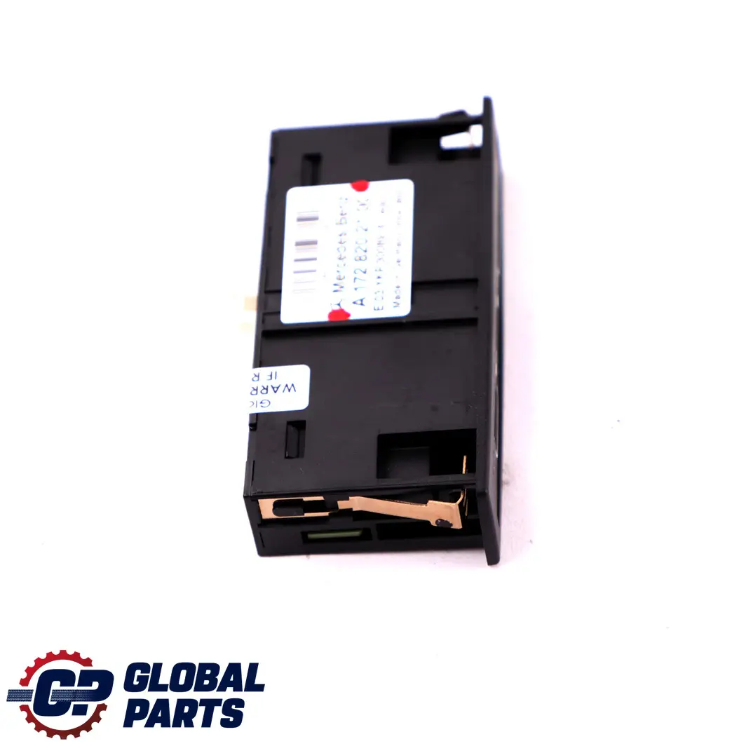 W207 W246 Adaptateur Multimédia USB pour Mercedes W176 à propos du numéro de pièce A1728202100 Mercedes W176 W207 W246 Adaptateur Multimédia USB - SKU A1728202100 - Numéro de pièce A1728202100