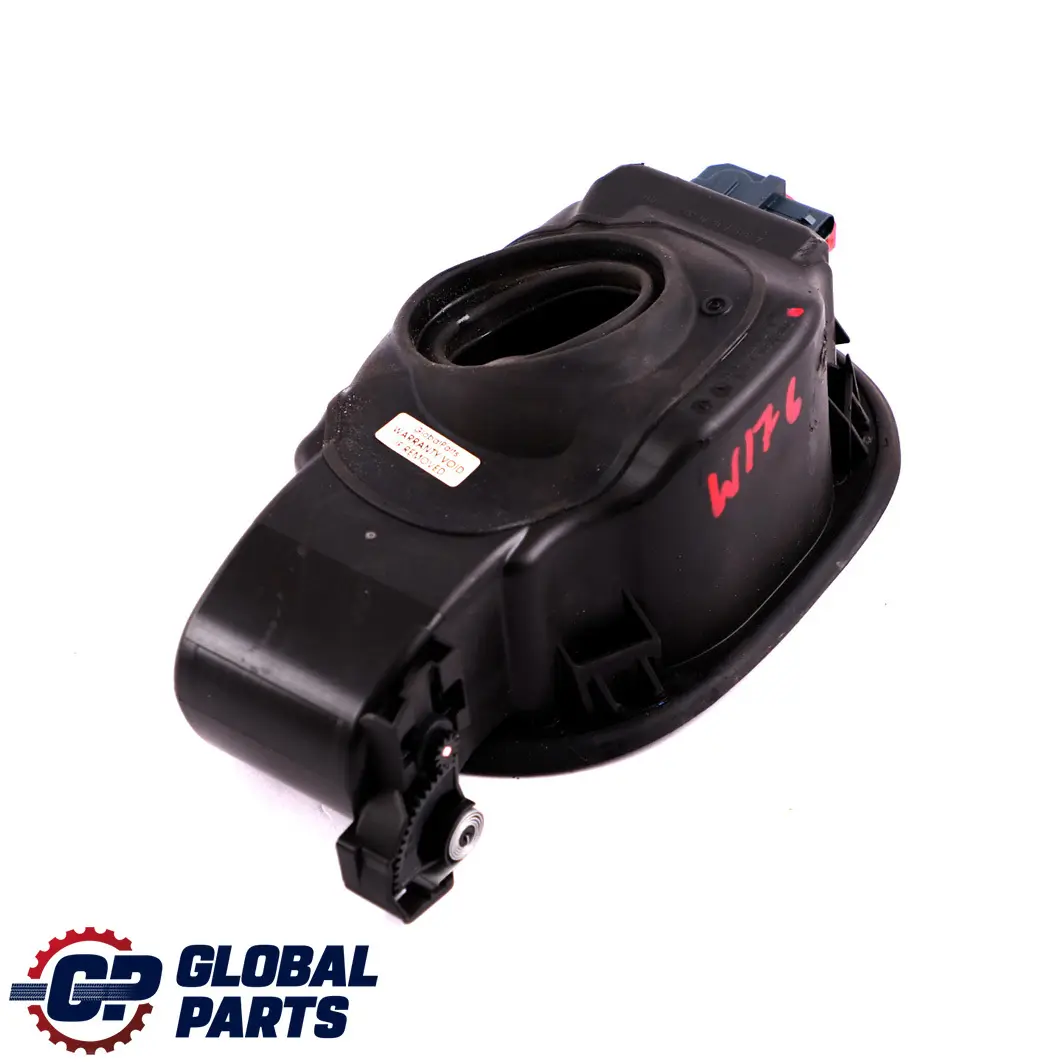 Coprire tappo serbatoio carburante per Mercedes W176 con numero di parte A1766300900 Mercedes W176 Coprire tappo serbatoio carburante - SKU A1766300900 - Numero di parte A1766300900