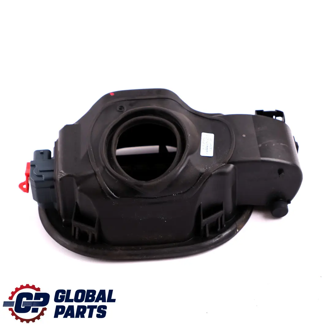 Mercedes W176 Coprire tappo serbatoio carburante - SKU A1766300900 - Numero di parte A1766300900