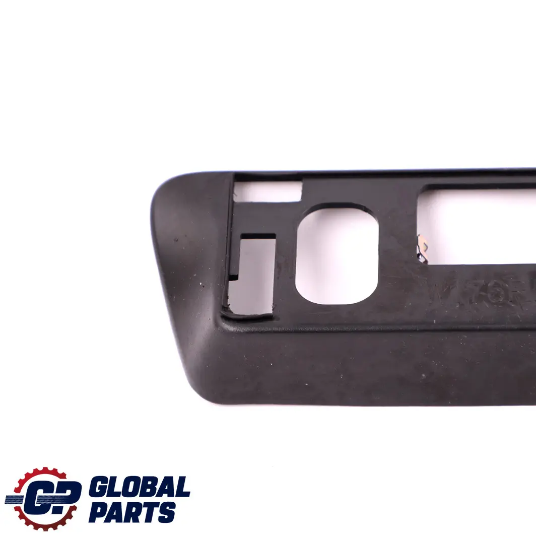 Mercedes W176 Tableau d'instrumentation Cache central - SKU A1766800107 - Numéro de pièce A1766800107