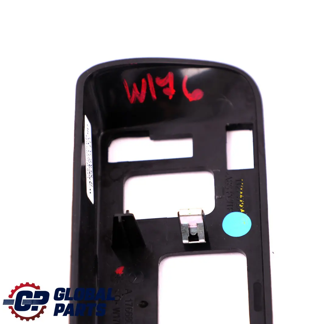 Mercedes W176 Armaturenbrett Instrumententafel Mitte Abdeckung Trim - SKU A1766800107 - Teilenummer A1766800107
