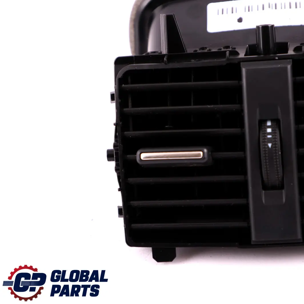 Vent Mercedes CLA C117 X156 W176 Rejilla Consola Central Trasera A2468300502 para Air con número de pieza A1766802901 Air Vent Mercedes CLA C117 X156 W176 Rejilla Consola Central Trasera A2468300502 - SKU A1766802901 - Número de pieza A1766802901