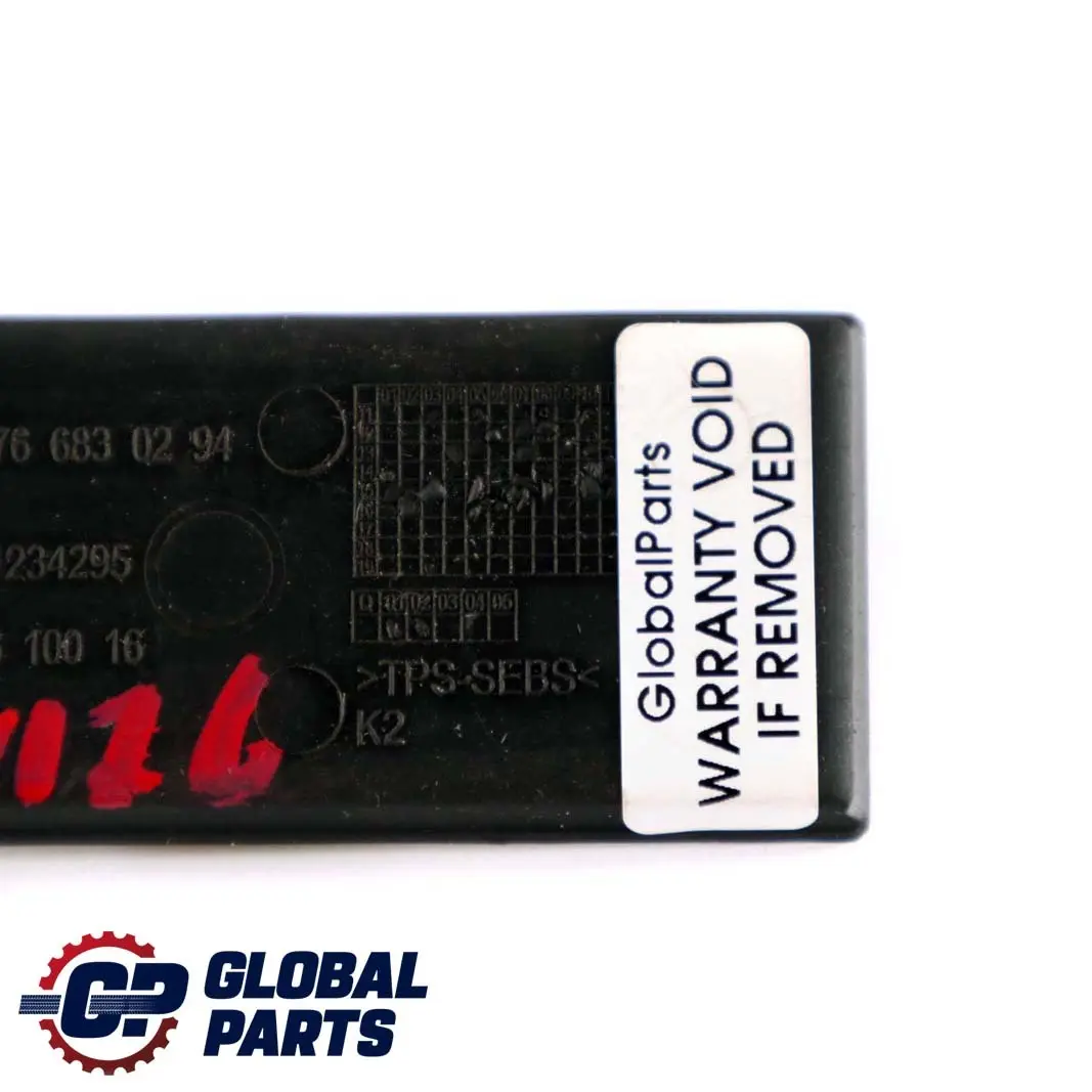 Console Centrale Cendrier Monnayeur Tapis Caoutchouc pour Mercedes W176 à propos du numéro de pièce A1766830294 Mercedes W176 Console Centrale Cendrier Monnayeur Tapis Caoutchouc - SKU A1766830294 - Numéro de pièce A1766830294