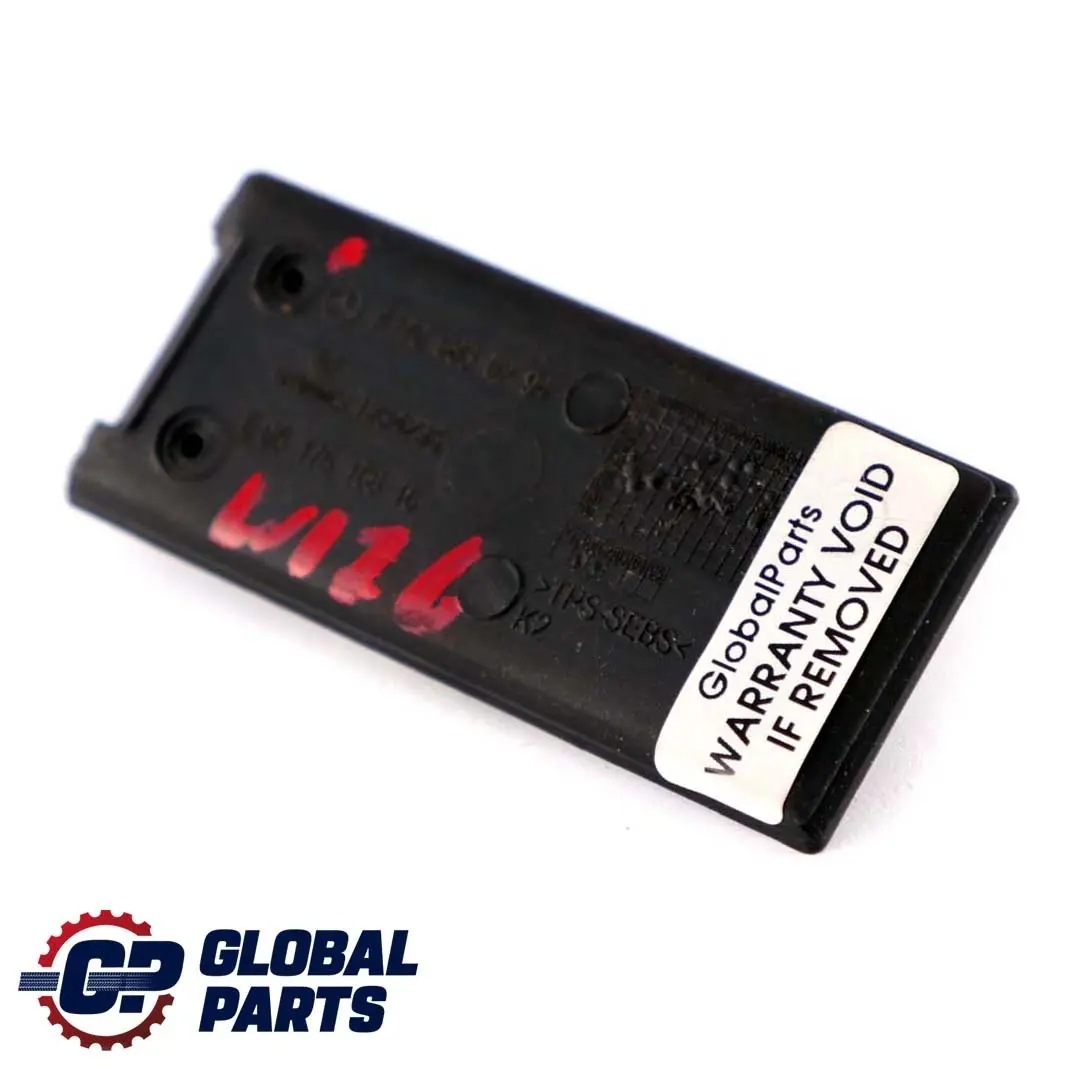 Mittelkonsole Aschenbecher Münzablage Gummimatte für Mercedes W176 mit Teilenummer A1766830294 Mercedes W176 Mittelkonsole Aschenbecher Münzablage Gummimatte - SKU A1766830294 - Teilenummer A1766830294