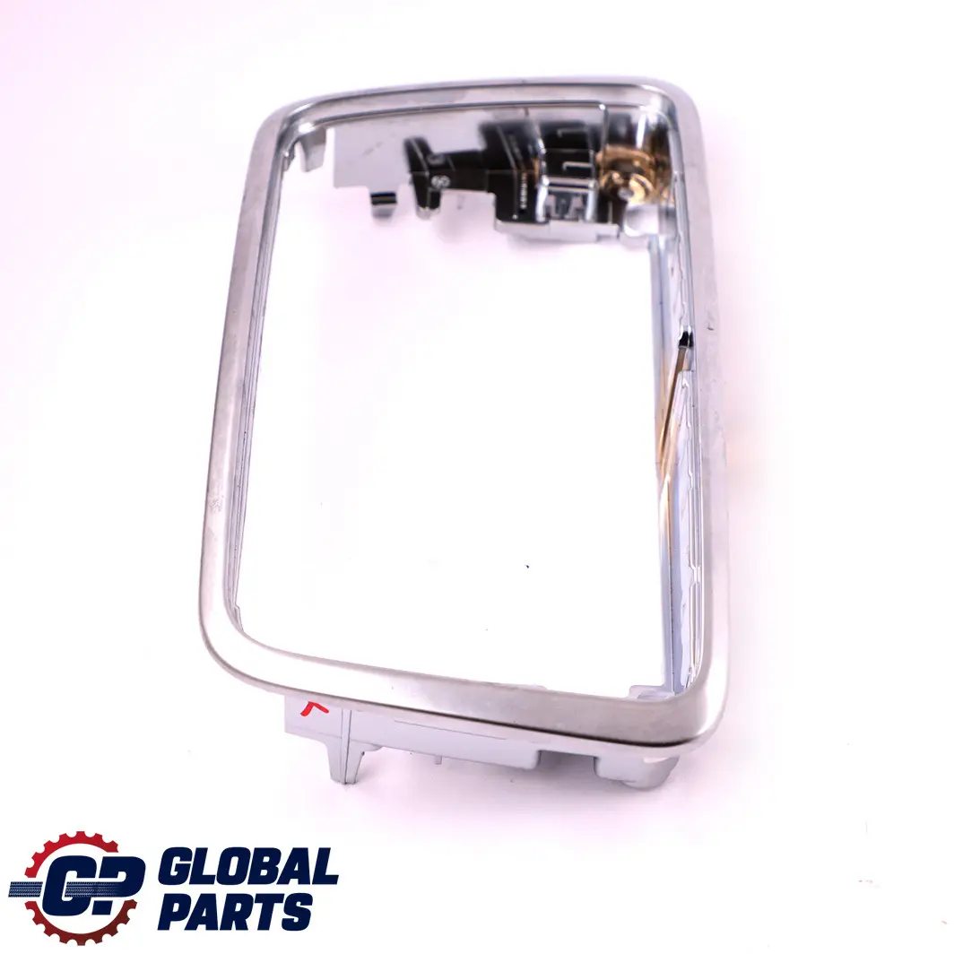 Hauptgerät Navi Abdeckung Chrom für Mercedes W176 C117 mit Teilenummer A1766890018 Mercedes W176 C117 Hauptgerät Navi Abdeckung Chrom - SKU A1766890018 - Teilenummer A1766890018