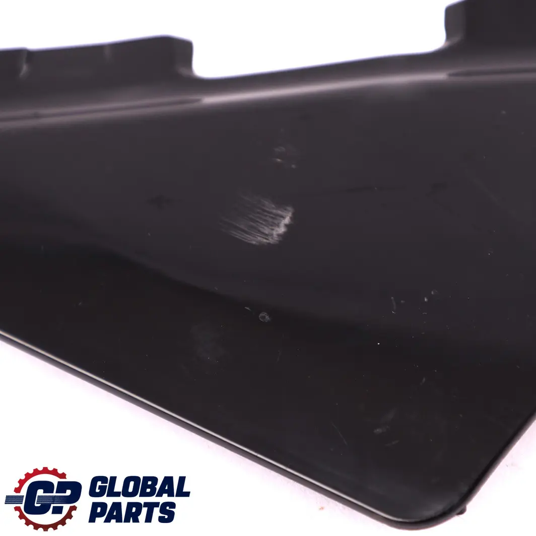 Wspornik Panelu Słupka C Osłona Prawa do Mercedes W176 o numerze A1766900238 Mercedes W176 Wspornik Panelu Słupka C Osłona Prawa - SKU A1766900238 - Numer Części A1766900238