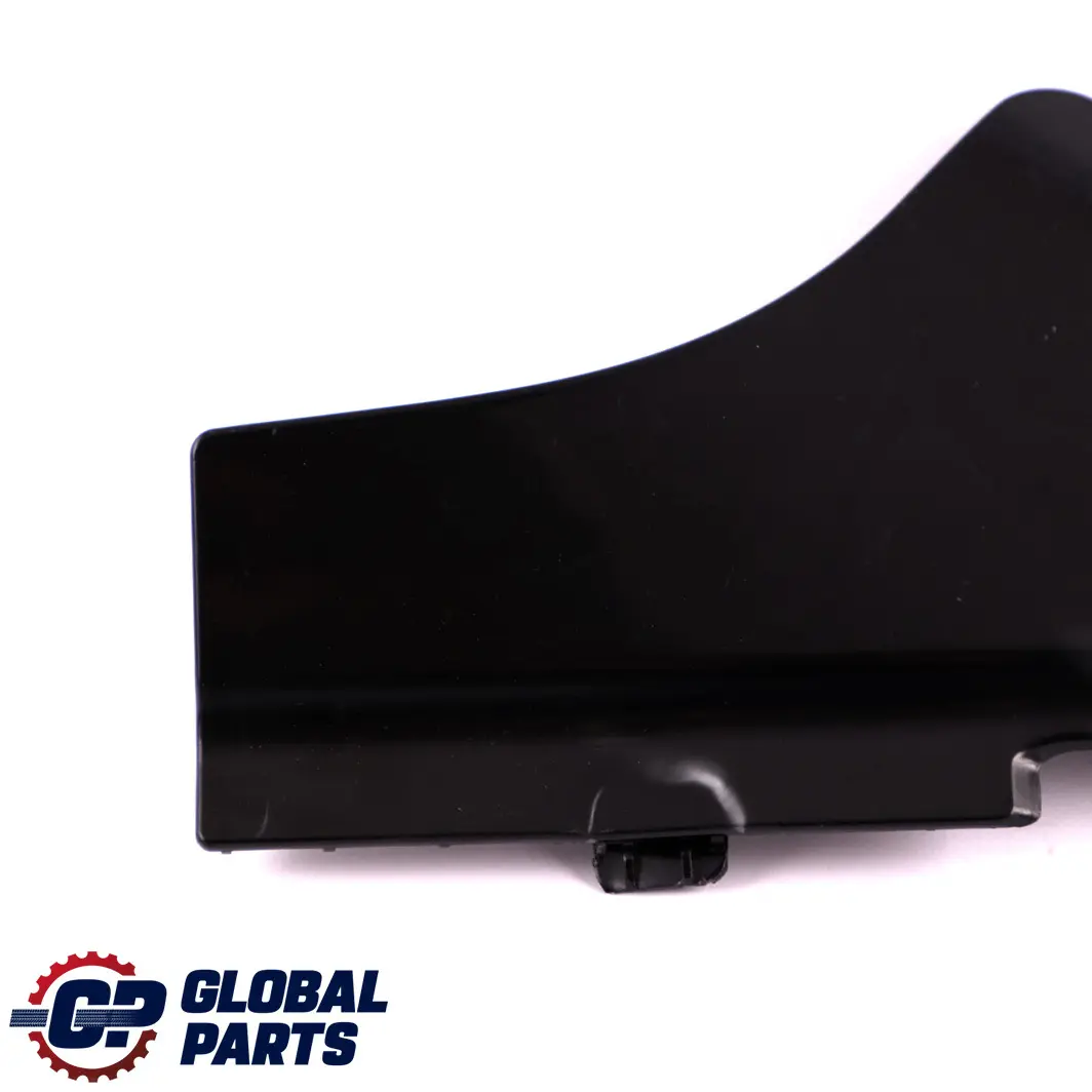 Mercedes W176 Supporto pannello di copertura del montante C destro - SKU A1766900238 - Numero di parte A1766900238