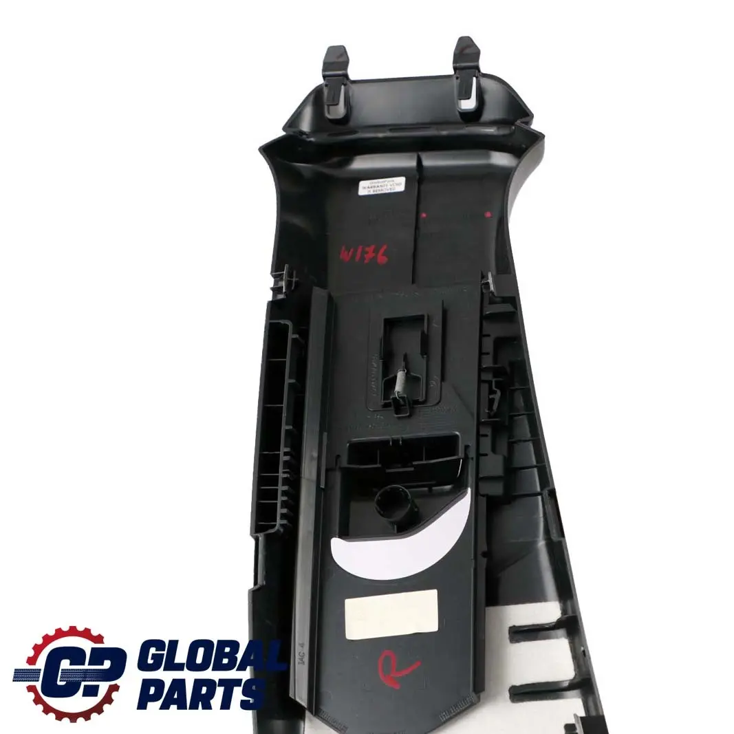 Pannello Copertura Montante B Superiore Destro per Mercedes W176 con numero di parte A1766902000 Mercedes W176 Pannello Copertura Montante B Superiore Destro - SKU A1766902000 - Numero di parte A1766902000