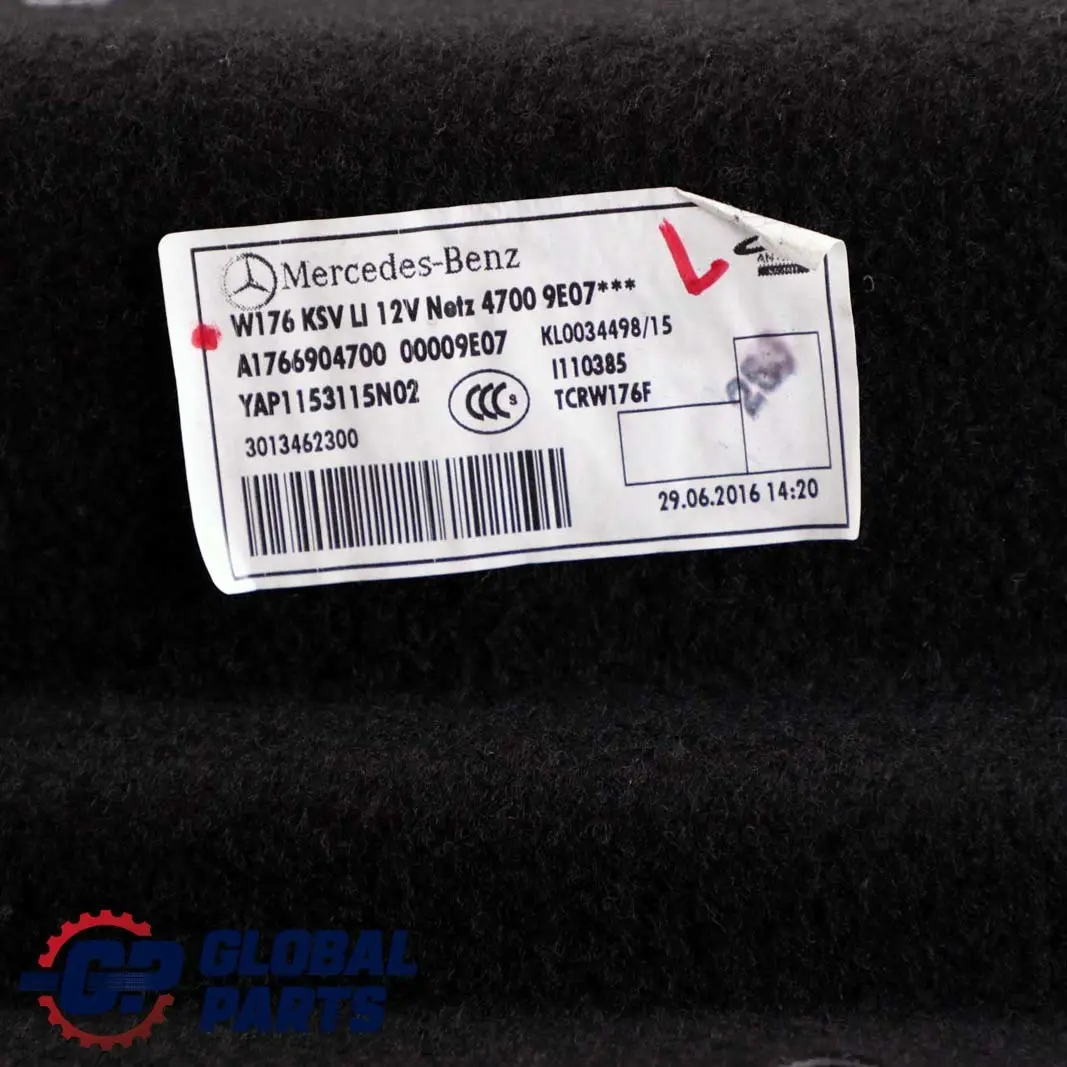 Rivestimento del vano portabagagli lato sinistro per Mercedes W176 con numero di parte A1766904700 Mercedes W176 Rivestimento del vano portabagagli lato sinistro - SKU A1766904700 - Numero di parte A1766904700