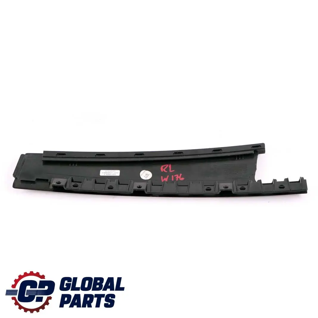 Copertura montante porta esterna posteriore sinistra per Mercedes W176 con numero di parte A1767320100 Mercedes W176 Copertura montante porta esterna posteriore sinistra - SKU A1767320100 - Numero di parte A1767320100