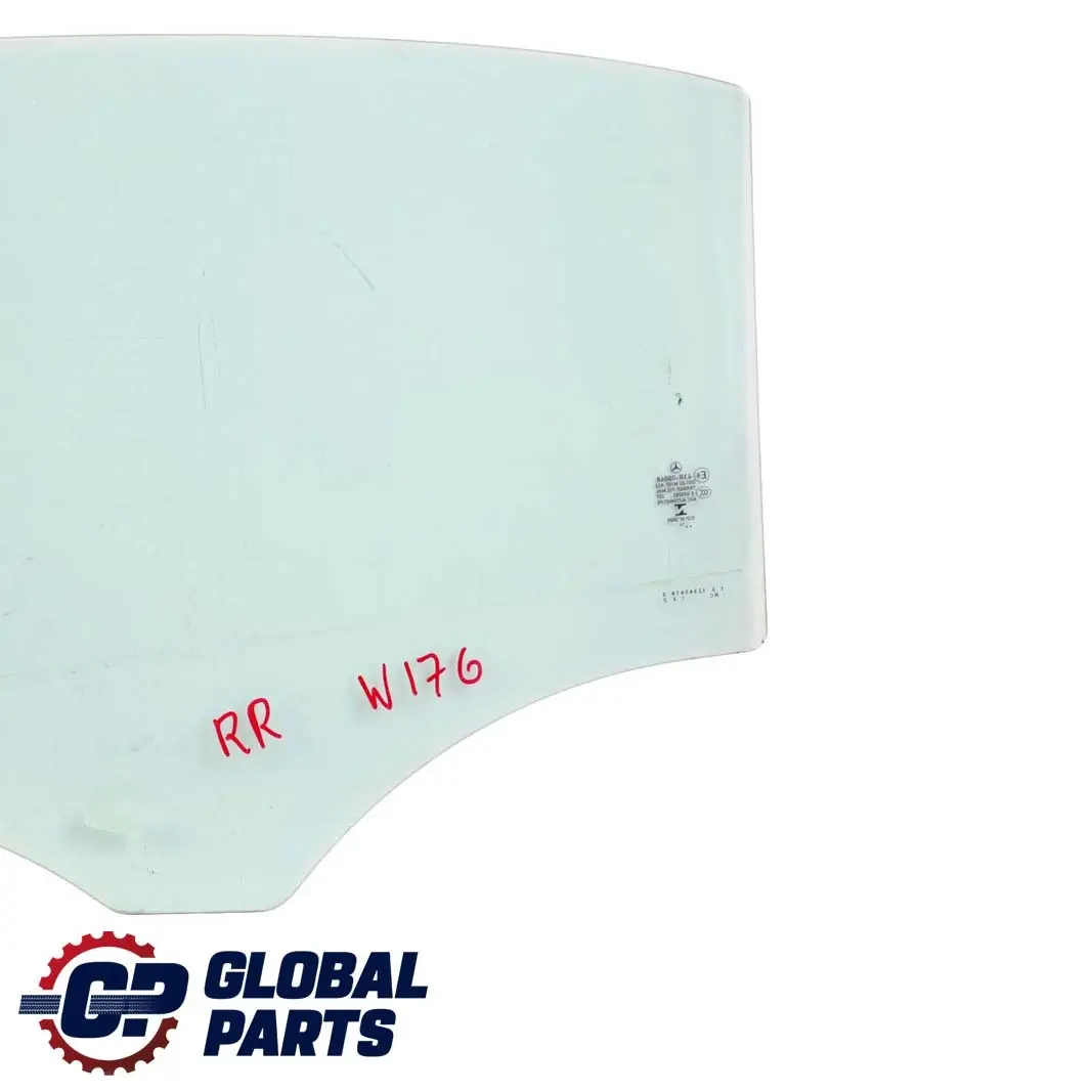Porta Posteriore Destra O/S Vetro Pane AS2 per Mercedes W176 con numero di parte A1767350400 Mercedes W176 Porta Posteriore Destra O/S Vetro Pane AS2 - SKU A1767350400 - Numero di parte A1767350400