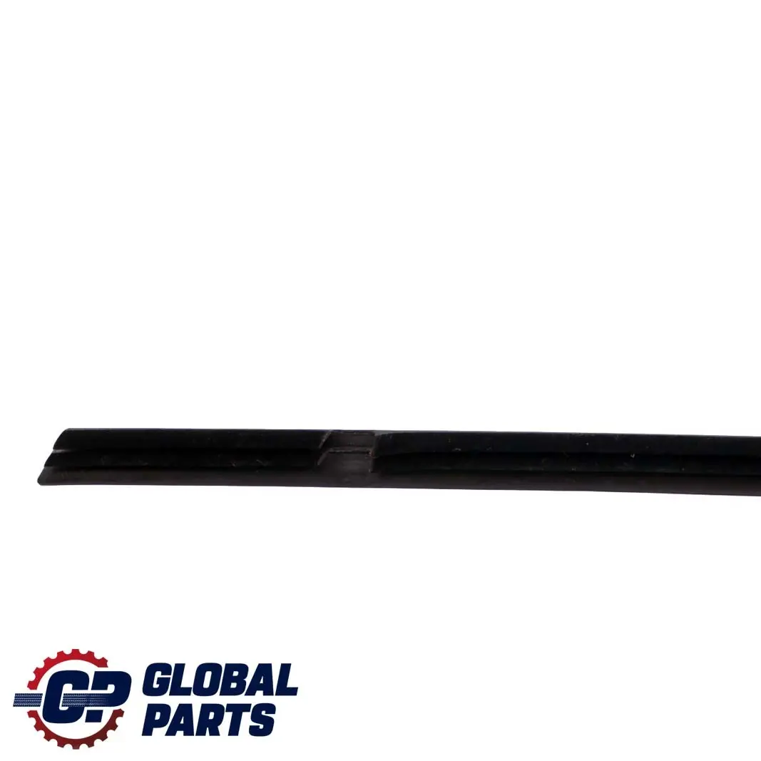  Mercedes-Benz W176 Posteriore Sinistra Finestrino Guida Striscia Guarnizione - SKU A1767351300 - Numero di parte A1767351300 