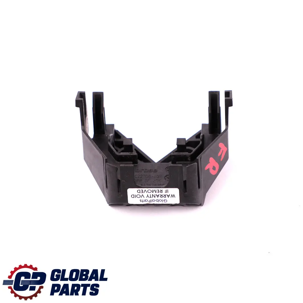 Mercedes W176 Support De Fixation De La Coiffe De La Poignée De Porte Avant - SKU A1767670000 - Numéro de pièce A1767670000