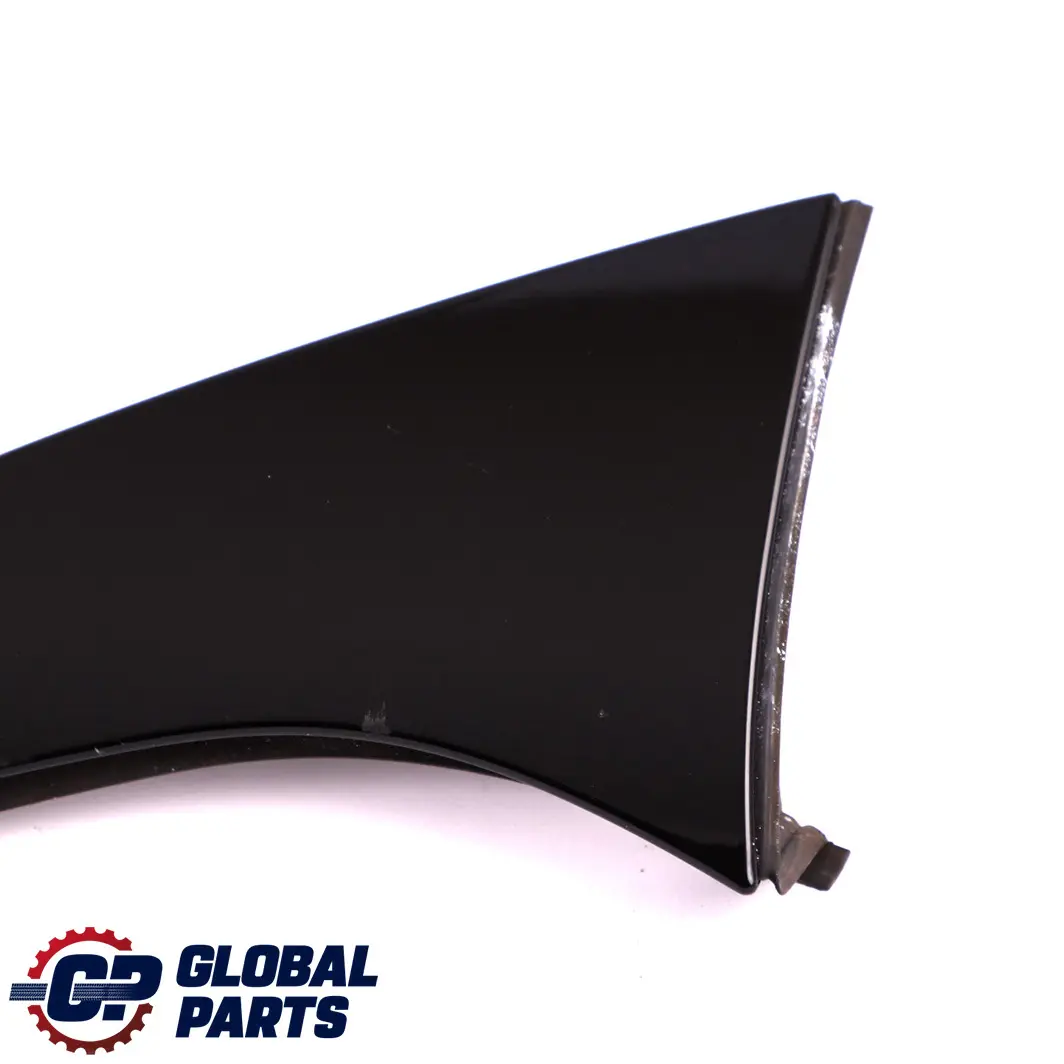  Mercedes-Benz A W176 Spoiler trasero izquierdo Soporte de montaje - SKU A1767900188 - Número de pieza A1767900188