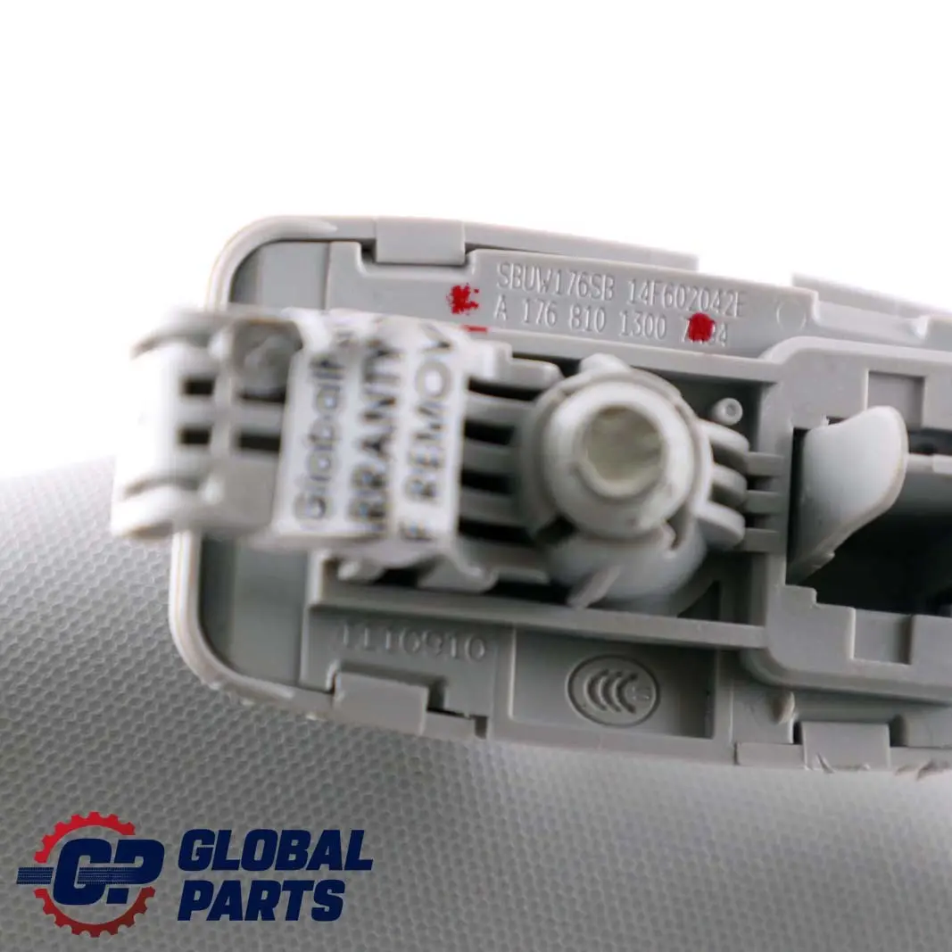 Pare-soleil gauche Gris pour Mercedes W176 C117 à propos du numéro de pièce A1768101300 Mercedes W176 C117 Pare-soleil gauche Gris - SKU A1768101300 - Numéro de pièce A1768101300