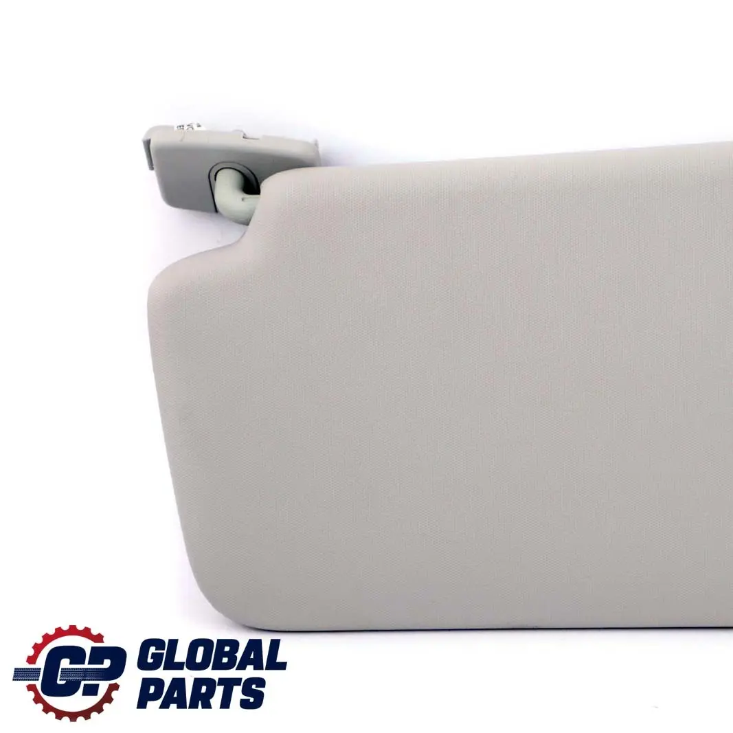 Copertura parasole destra Grigio per Mercedes CLA W176 C117 con numero di parte A1768101400 Mercedes CLA W176 C117 Copertura parasole destra Grigio - SKU A1768101400 - Numero di parte A1768101400