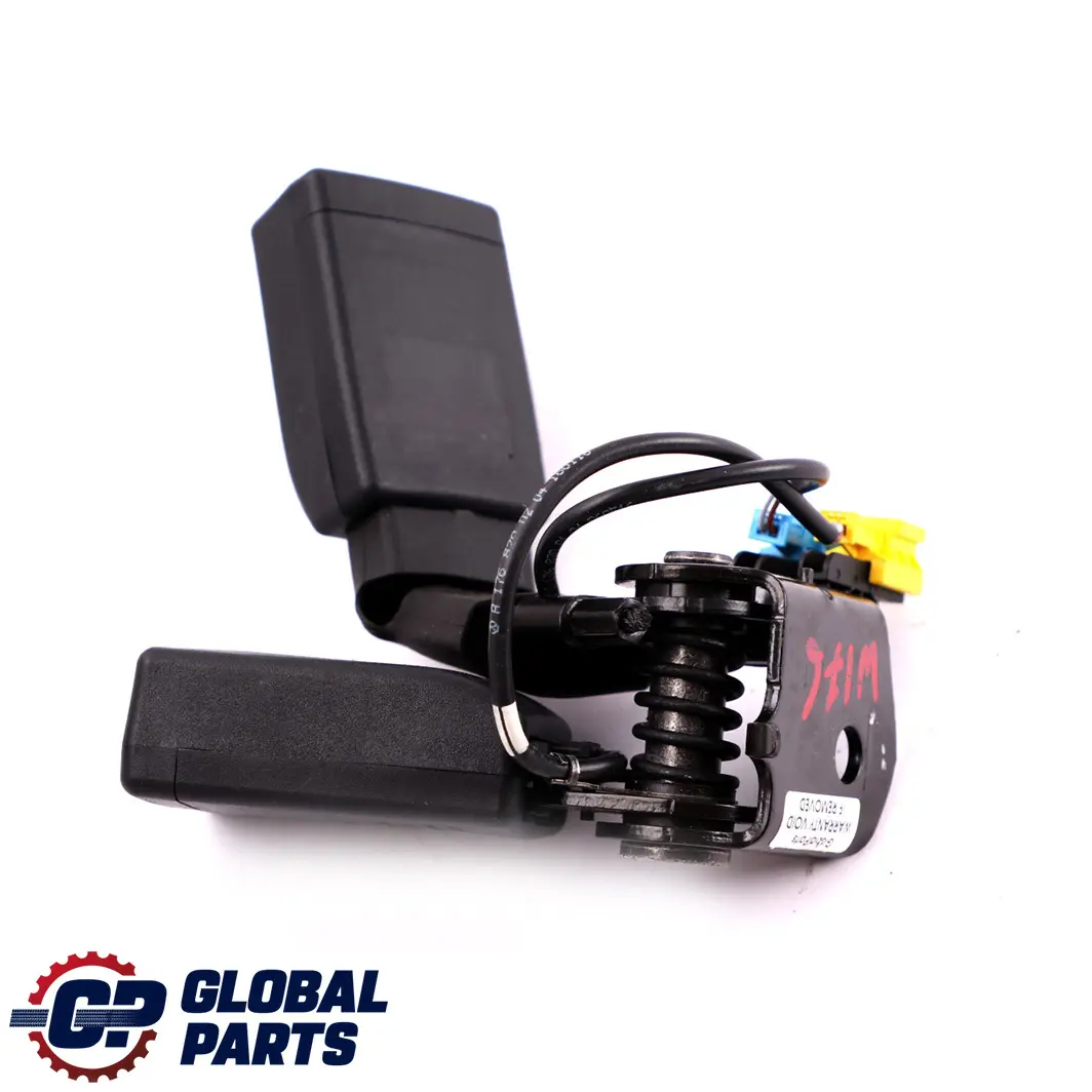 Tensor Hebilla Cinturón Seguridad Trasero Derecho para Mercedes W176 C117 con número de pieza A1768600469 Mercedes W176 C117 Tensor Hebilla Cinturón Seguridad Trasero Derecho - SKU A1768600469 - Número de pieza A1768600469