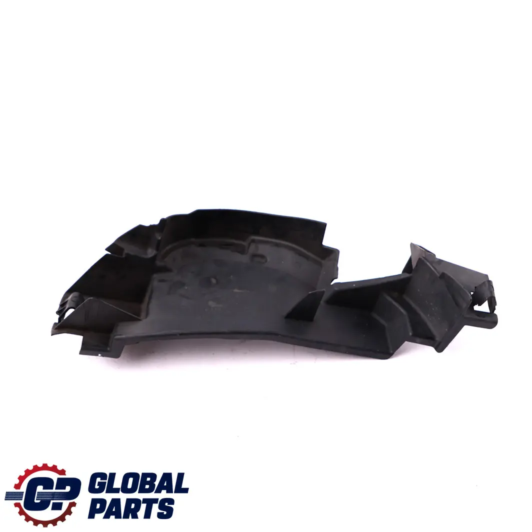 Condotto aria aspirazione griglia radiatore sinistra per Mercedes W176 con numero di parte A1768880538 Mercedes W176 Condotto aria aspirazione griglia radiatore sinistra - SKU A1768880538 - Numero di parte A1768880538