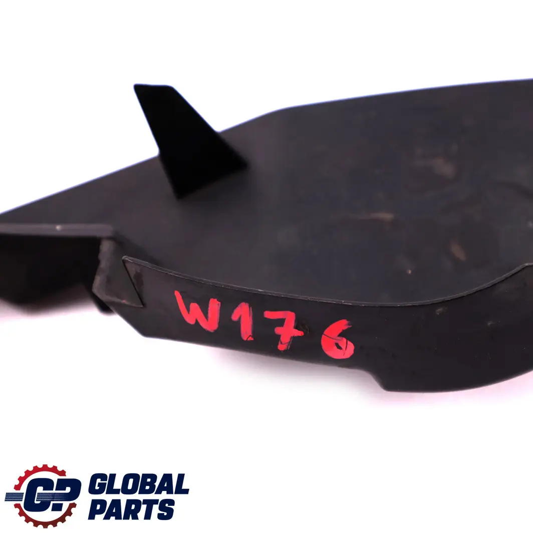 Condotto aria aspirazione griglia radiatore sinistra per Mercedes W176 con numero di parte A1768880538 Mercedes W176 Condotto aria aspirazione griglia radiatore sinistra - SKU A1768880538 - Numero di parte A1768880538