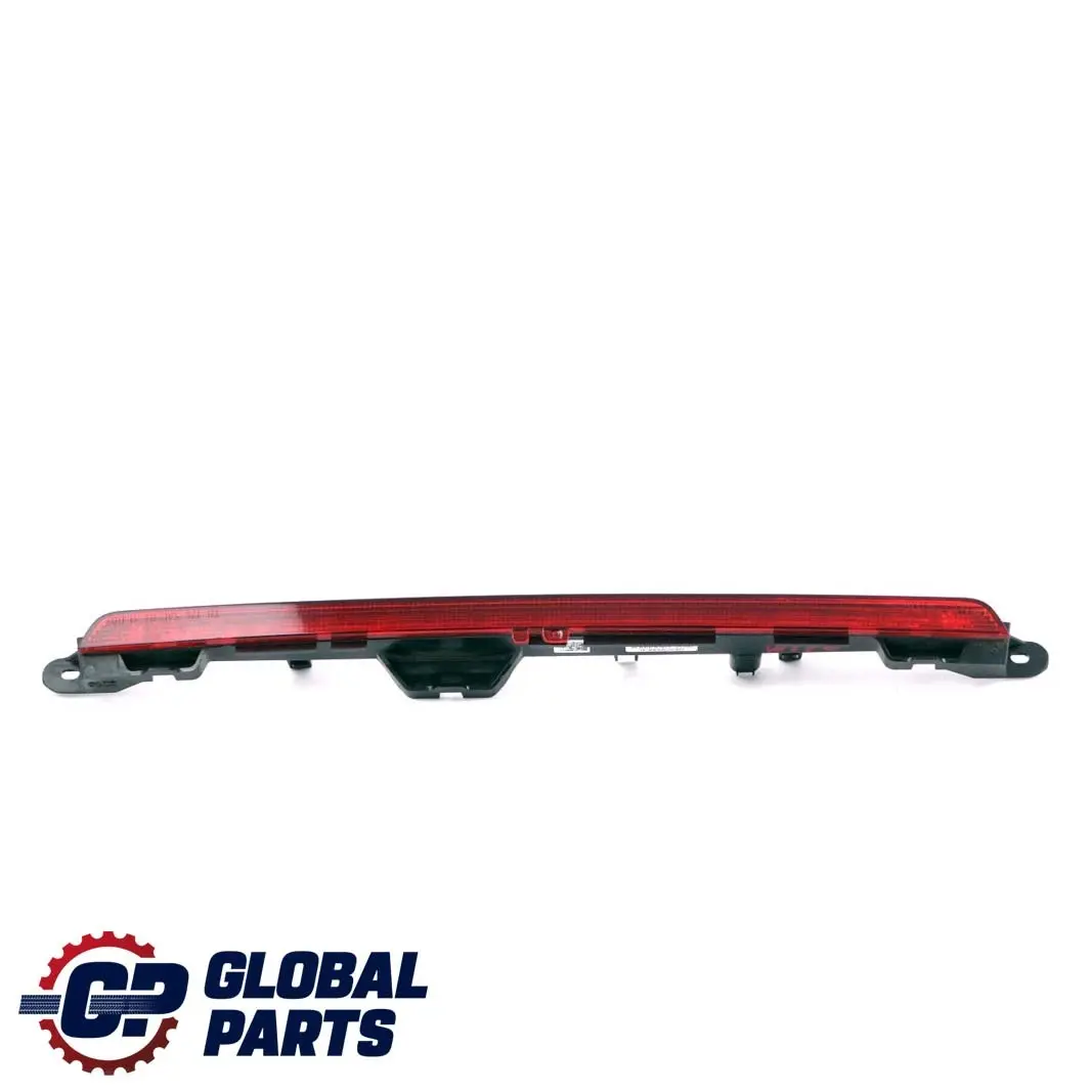 Feu arrière additionnel de stop pour Mercedes A W176 à propos du numéro de pièce A1769068600 Mercedes A W176 Feu arrière additionnel de stop - SKU A1769068600 - Numéro de pièce A1769068600