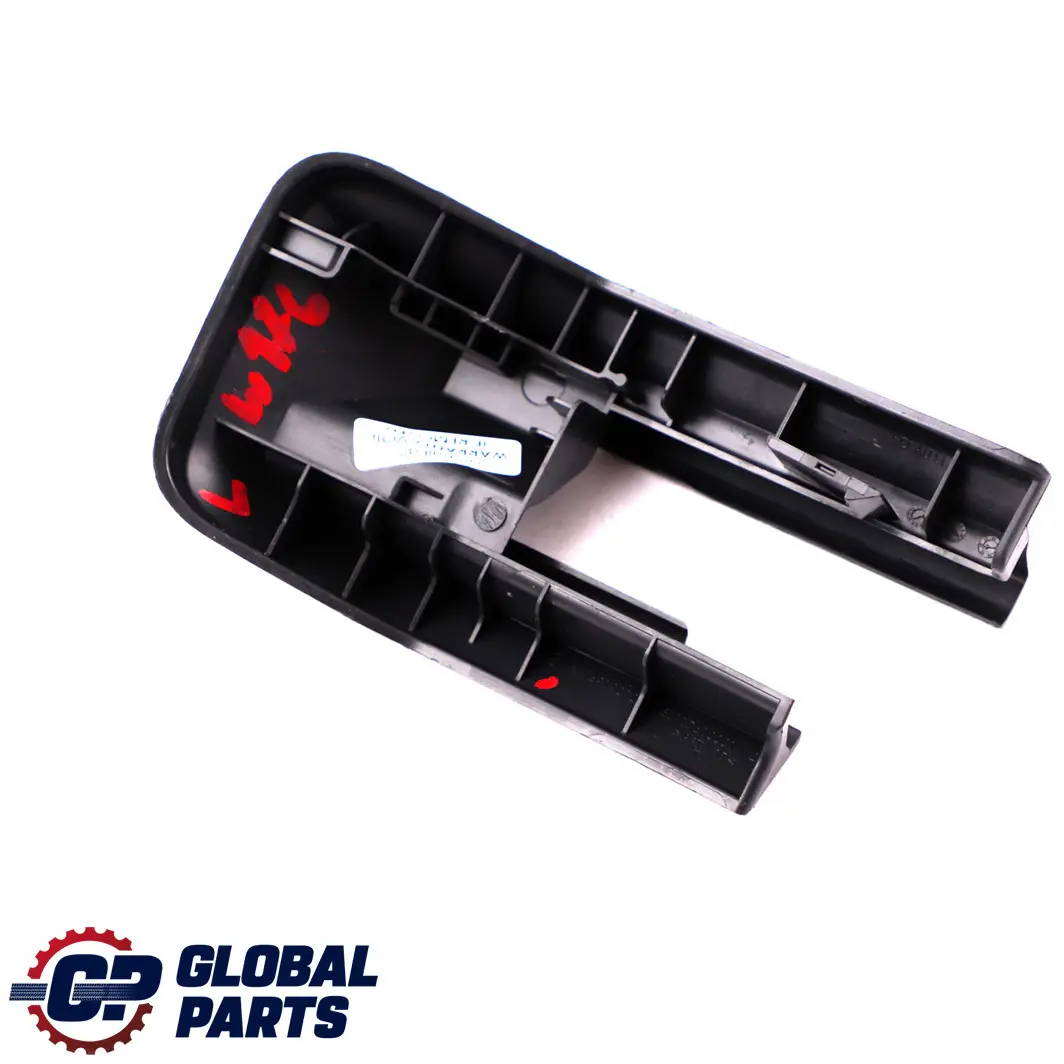 Rivestimento della guida del sedile anteriore sinistro per Mercedes W176 con numero di parte A1769190100 Mercedes W176 Rivestimento della guida del sedile anteriore sinistro - SKU A1769190100 - Numero di parte A1769190100