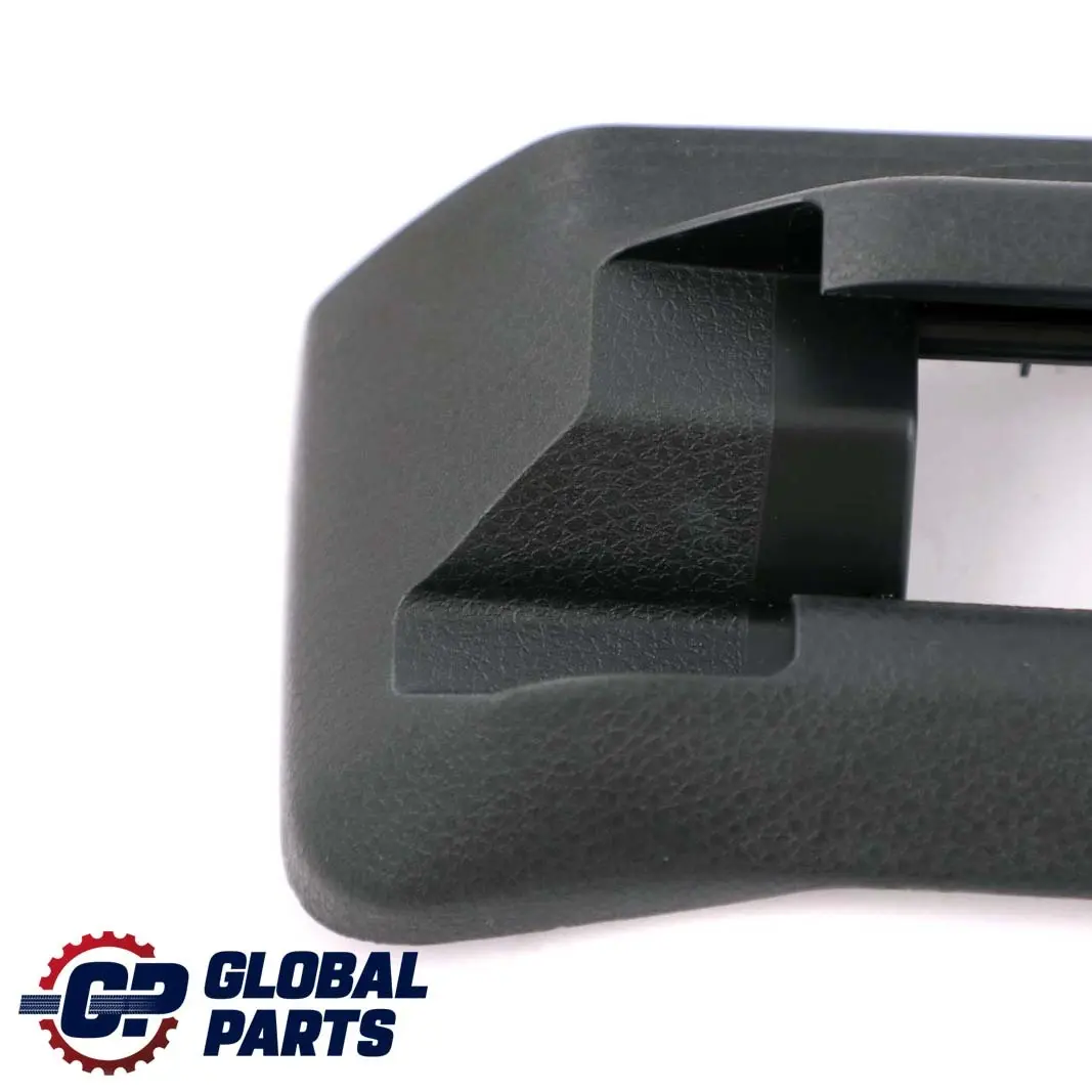 Rivestimento della guida del sedile anteriore sinistro per Mercedes W176 con numero di parte A1769190500 Mercedes W176 Rivestimento della guida del sedile anteriore sinistro - SKU A1769190500 - Numero di parte A1769190500
