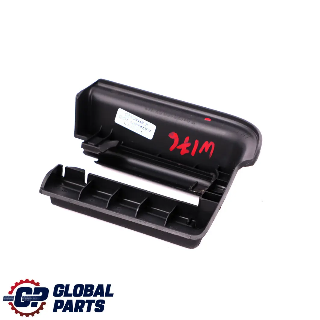 Asiento Trasero Izquierdo Recubrimiento Panel para Mercedes W176 con número de pieza A1769191100 Mercedes W176 Asiento Trasero Izquierdo Recubrimiento Panel - SKU A1769191100 - Número de pieza A1769191100