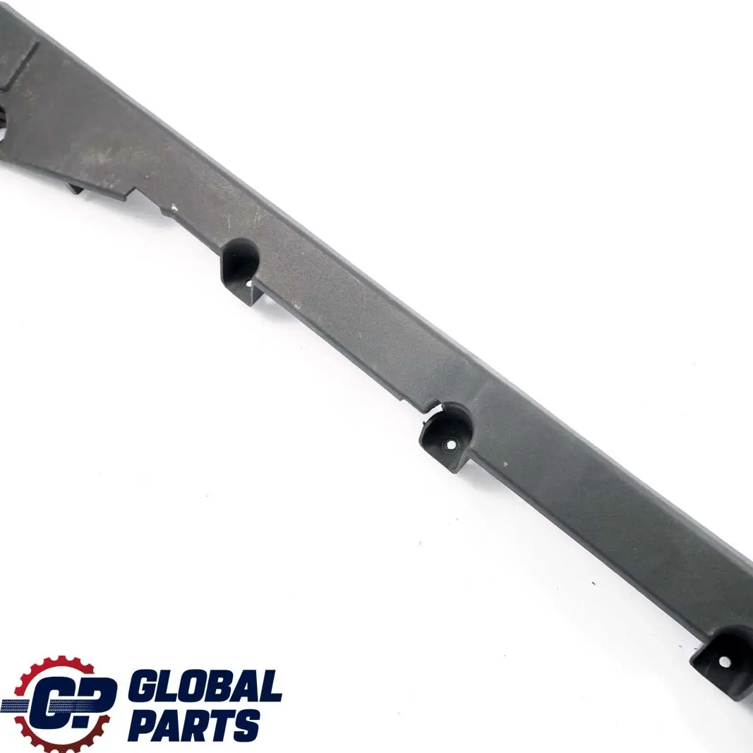 Mercedes-Benz CLK C208 W208 Posteriore Boden Carenatura Copertura per con numero di parte A2026840218 Mercedes-Benz CLK C208 W208 Posteriore Boden Carenatura Copertura - SKU A2026840218 - Numero di parte A2026840218